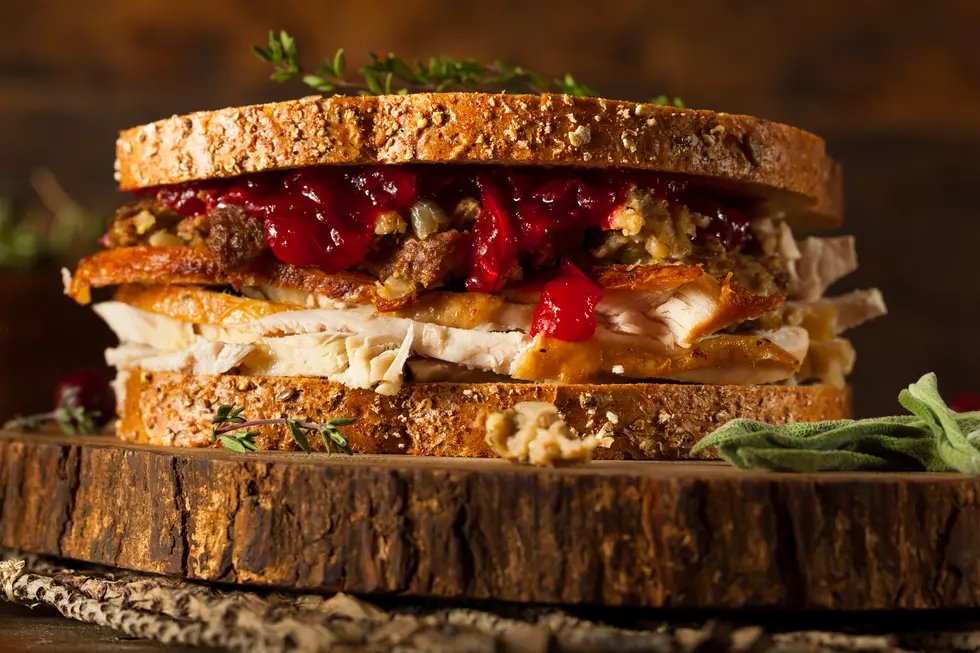Make Ross&#8217; Leftover Thanksgiving Sandwich from Friends