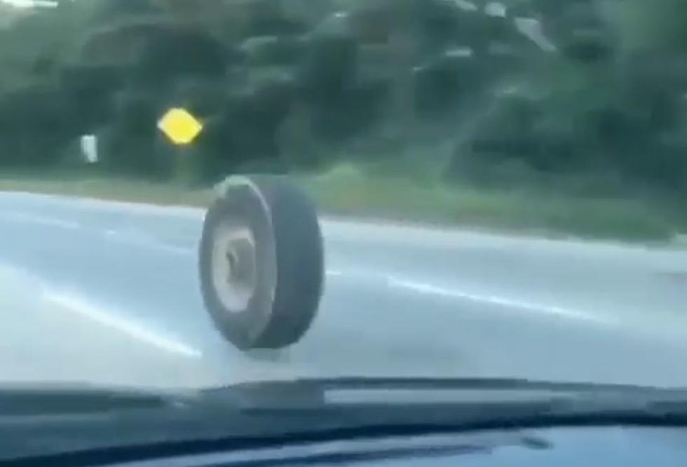 Watch – Runaway Tire On New Jersey Highway Slams Into Traffic