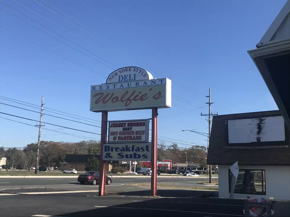 It's Official: Burger 25 Will Replace Wolfie's In Toms River