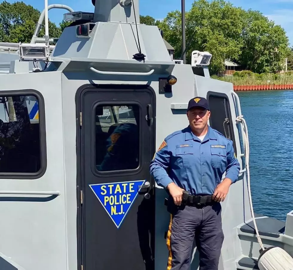 New Jersey State Police Officer rescues three people from sinking boat