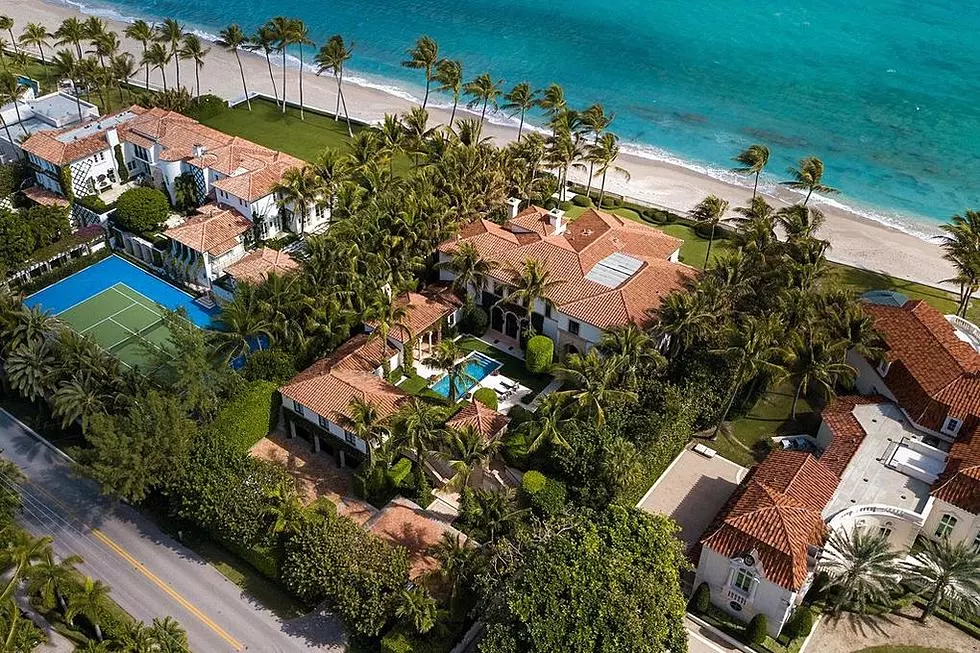 Get A Look Inside Jon Bon Jovi’s $43 Million Florida Mansion [Photos]
