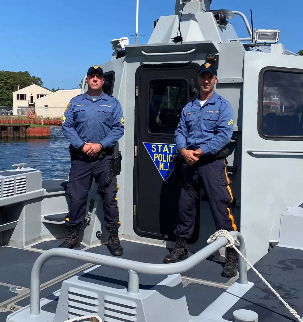 State Troopers come to the rescue of 6 boaters in Point Pleasant Canal