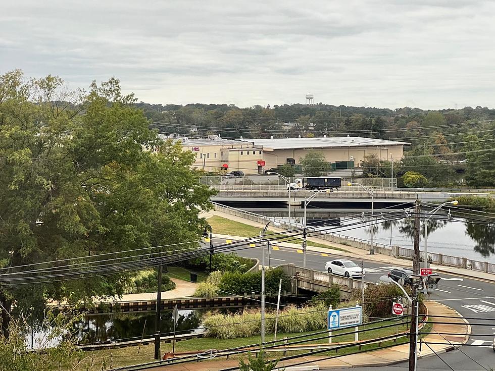 Oh My! 20,000 Square Feet Sit Empty Now in Toms River, New Jersey?