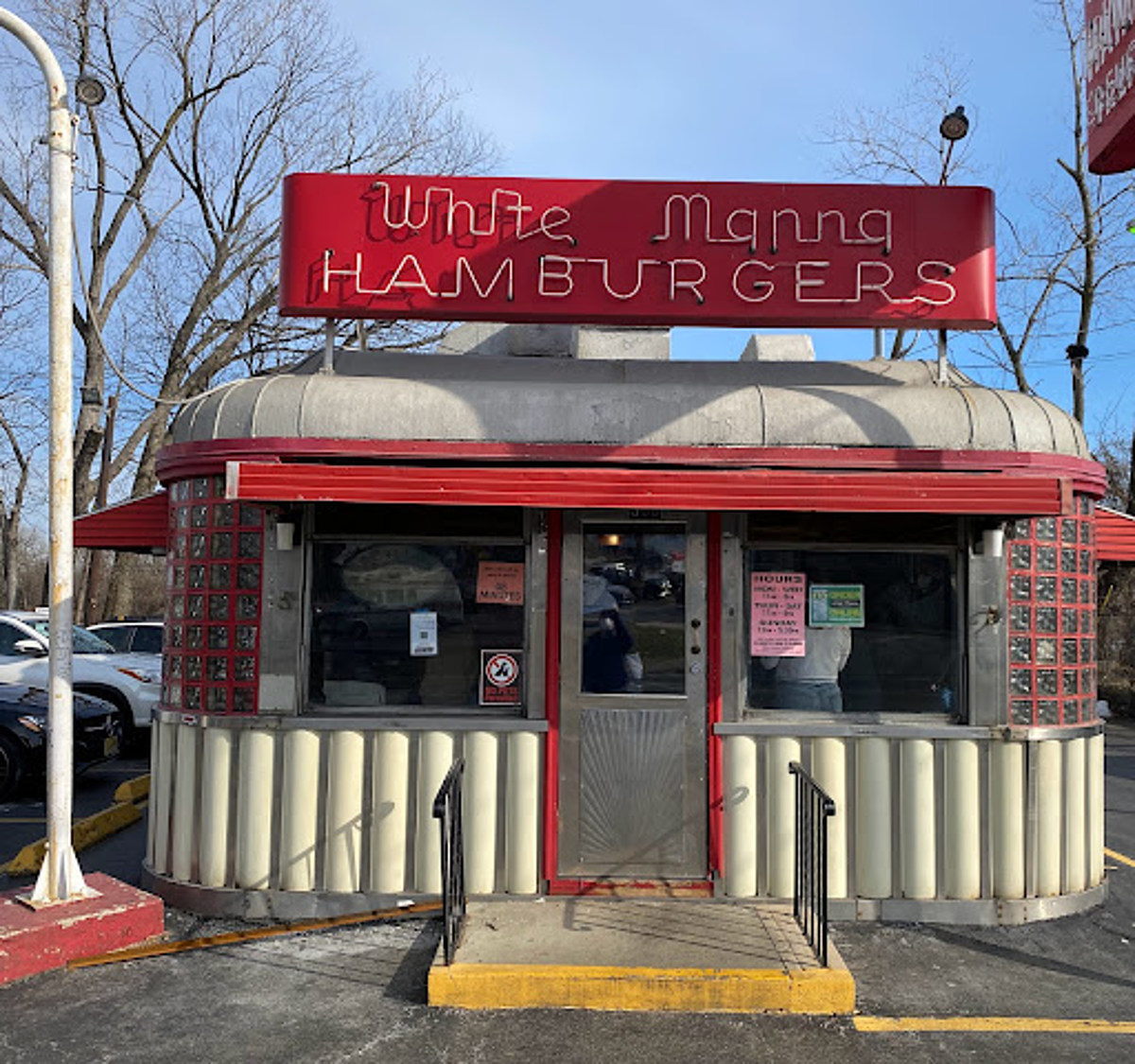 One of the BEST “Hole in the Wall” Burger Joints in America in NJ