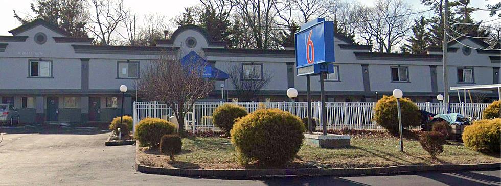 Toms River, NJ Police Officers help prevent suicide in barricade situation at Motel 6 on Route 37