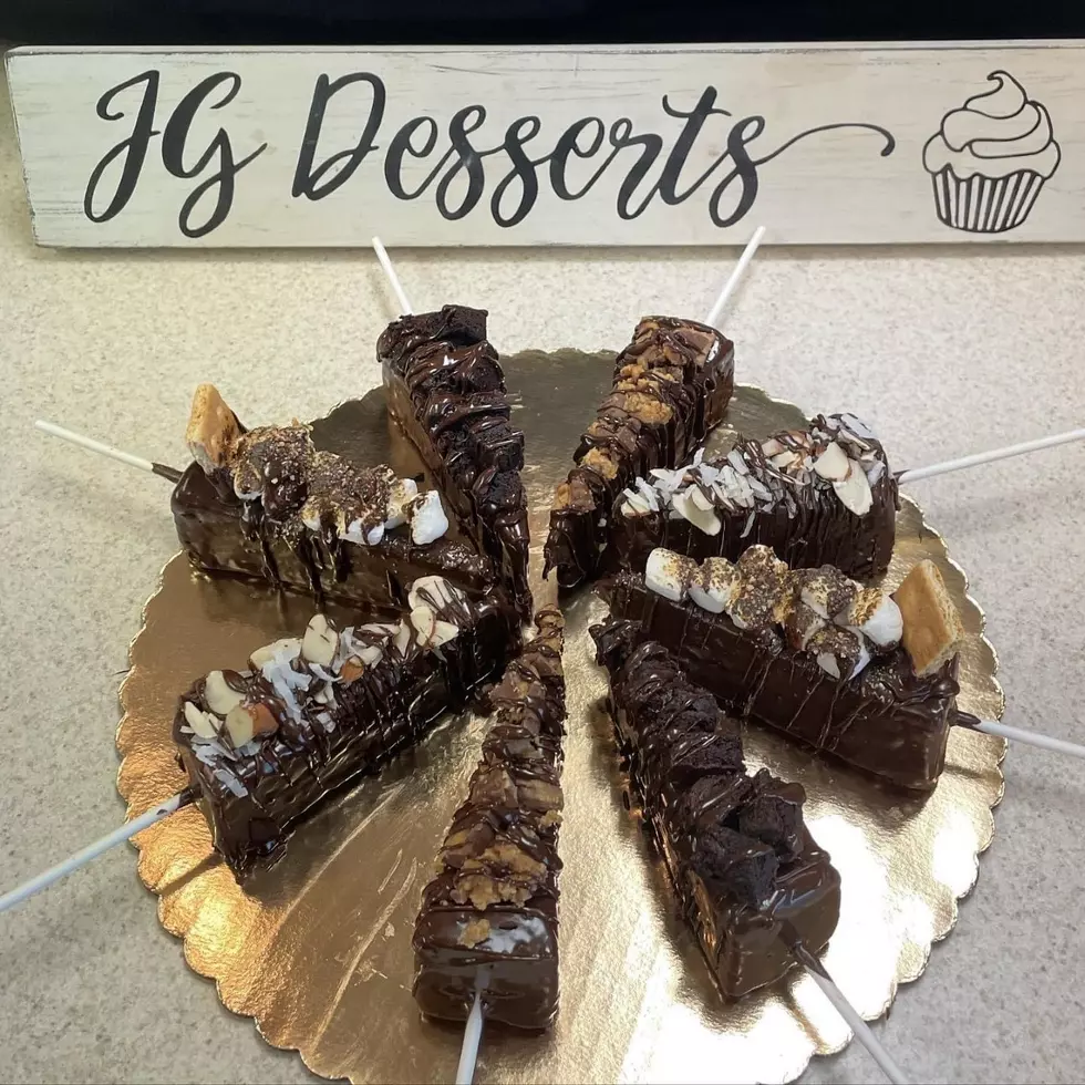 Toms River, NJ women turning delicious culinary ideas into reality at JG Desserts bakery