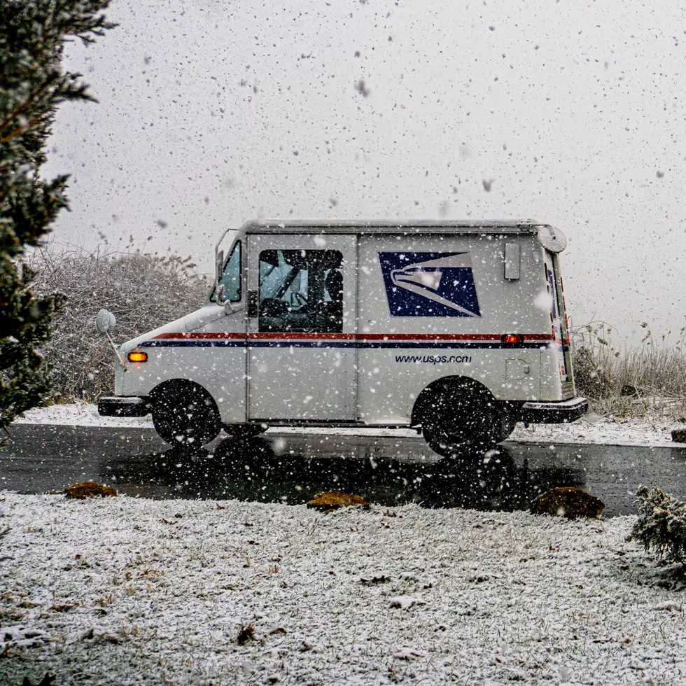 Can NJ Postal Workers Accept Tips?