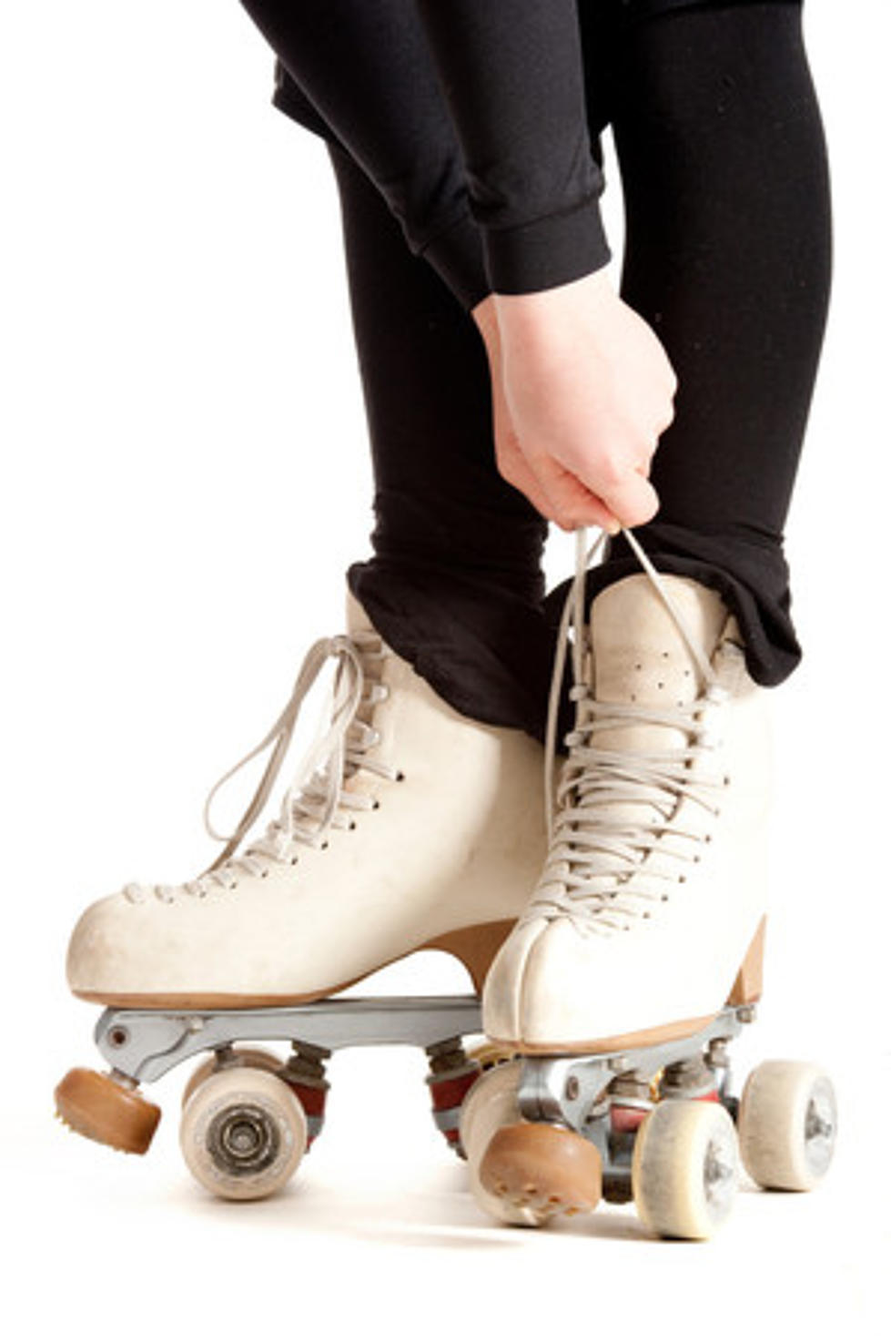 A grand opening date has been set for the new Jackson, NJ skating center
