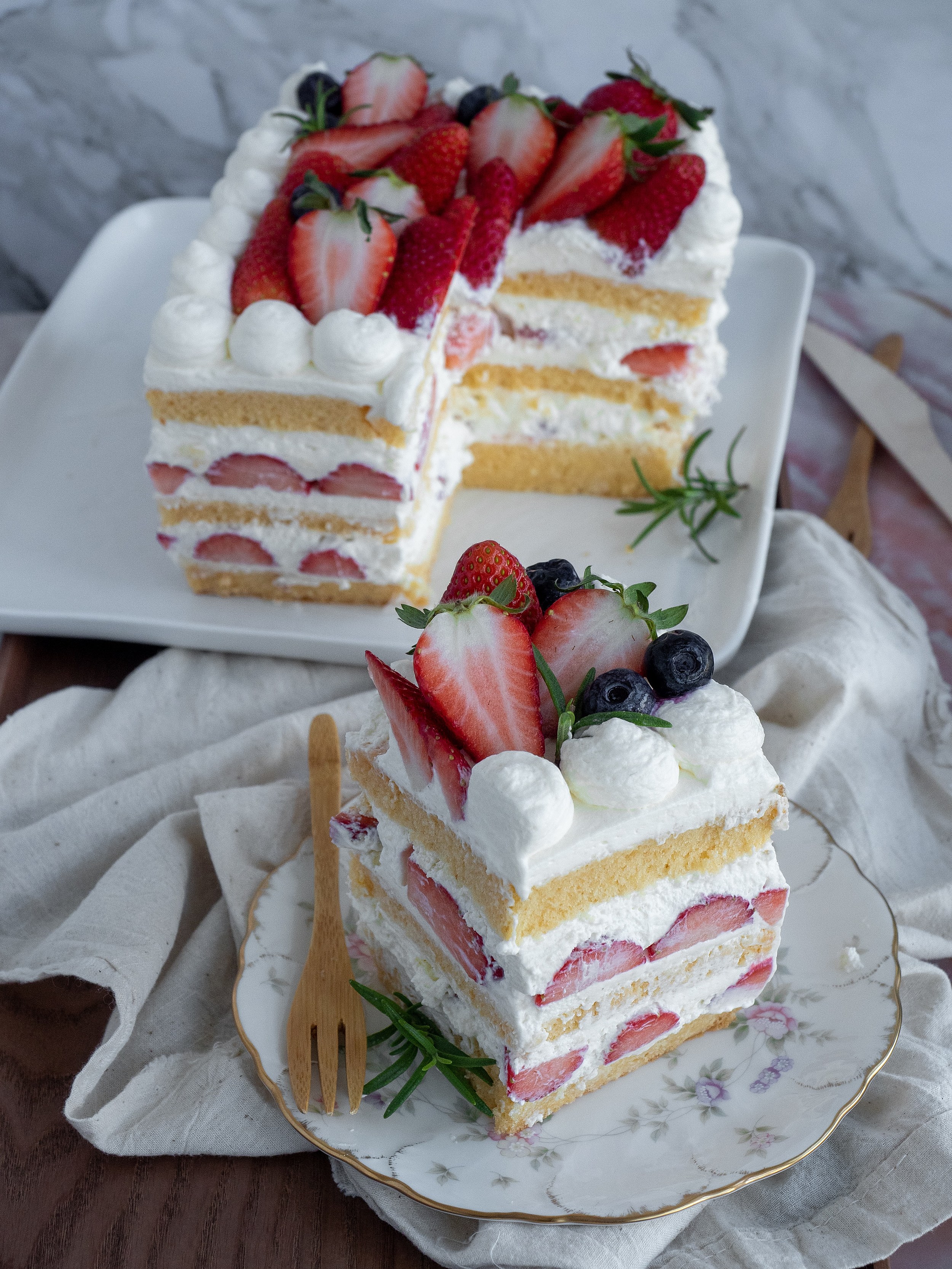 Fresh Strawberry Cake - Baked Ambrosia