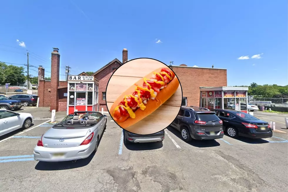 Find the Best Hot Dog at This New Jersey Hot Dog Joint