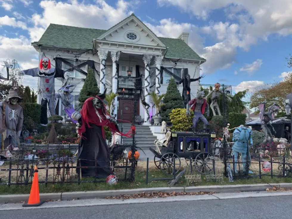 You Won't Believe This Neighborhood Halloween Display In NJ