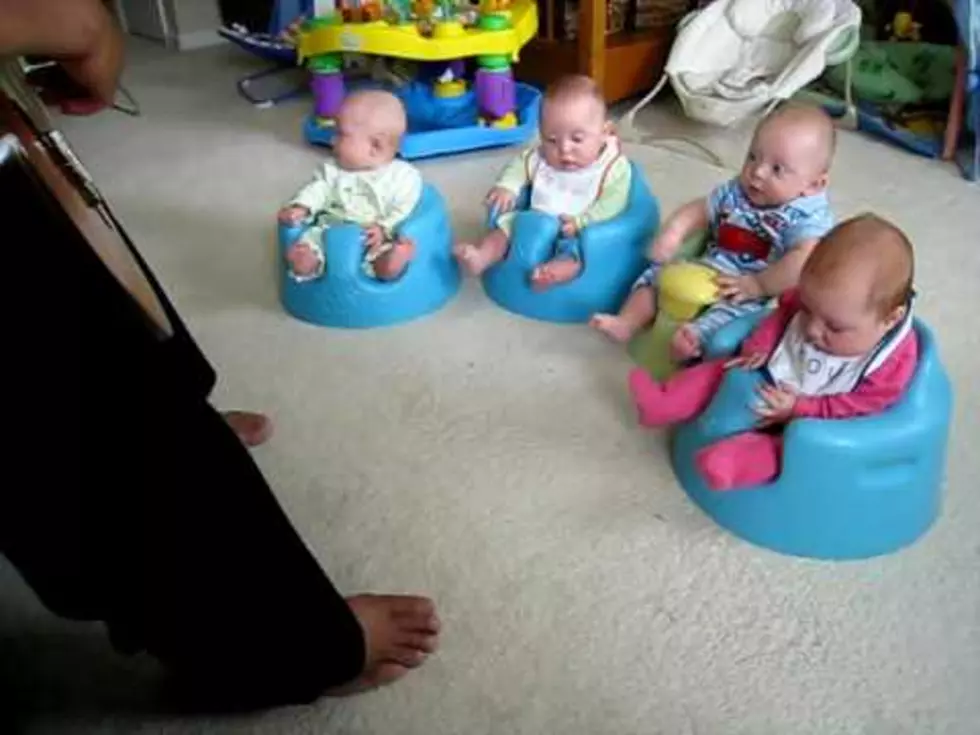 Adorable Babies Rocking Out To Guitar [VIDEO]