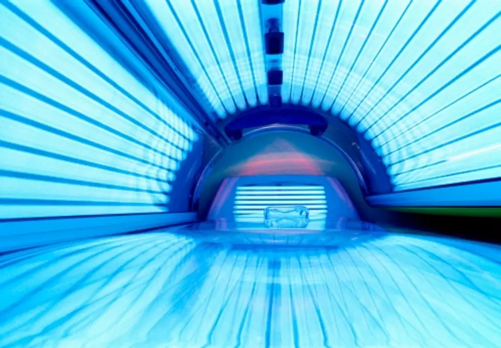 NJ Mom Denies Taking Daughter Into Tanning Booth