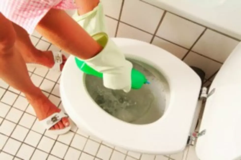 Helpful Hint &#8211; How to Clean Your Toilet