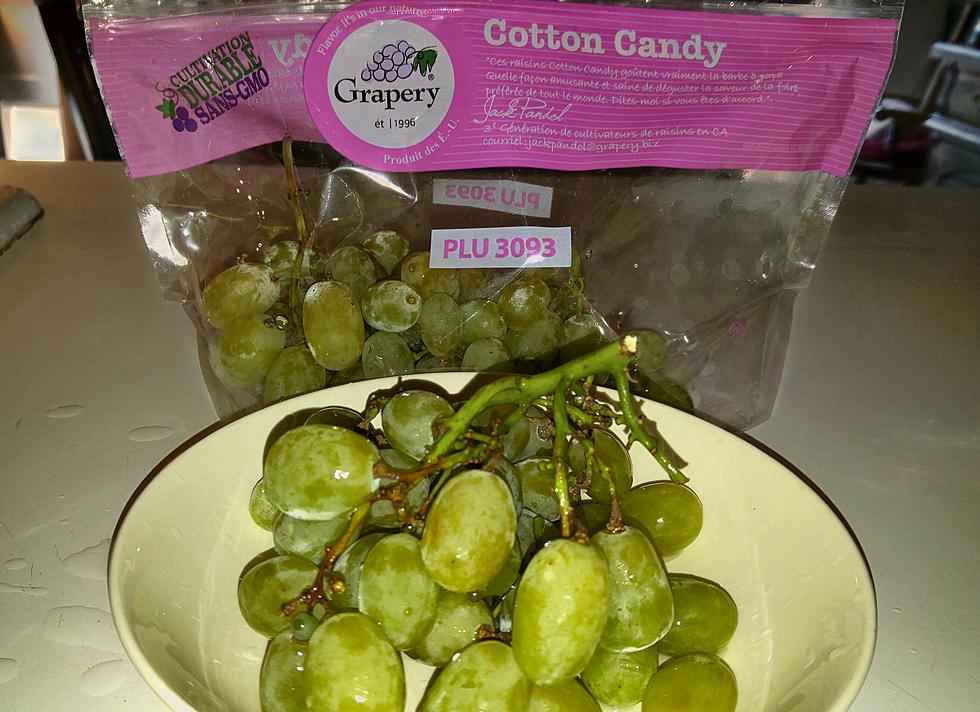 Reviewing Cotton Candy Flavored Grapes