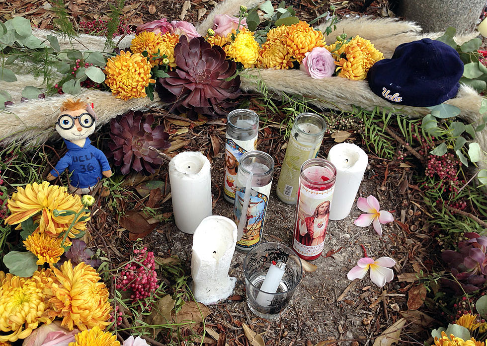 NJ lawmaker wants to regulate roadside memorials for crash victims