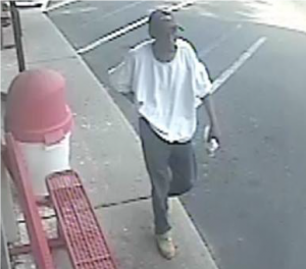 Police in Eatontown looking for man who allegedly held up a Rita&#8217;s Italian Ice