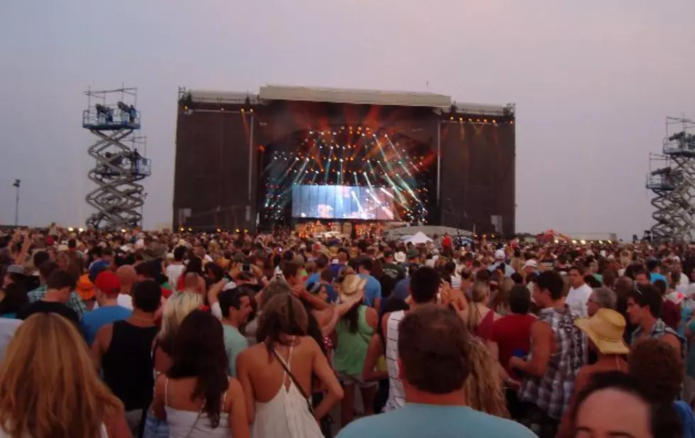 Check Out the Video From Kenny Chesney&#8217;s Wildwood Concert