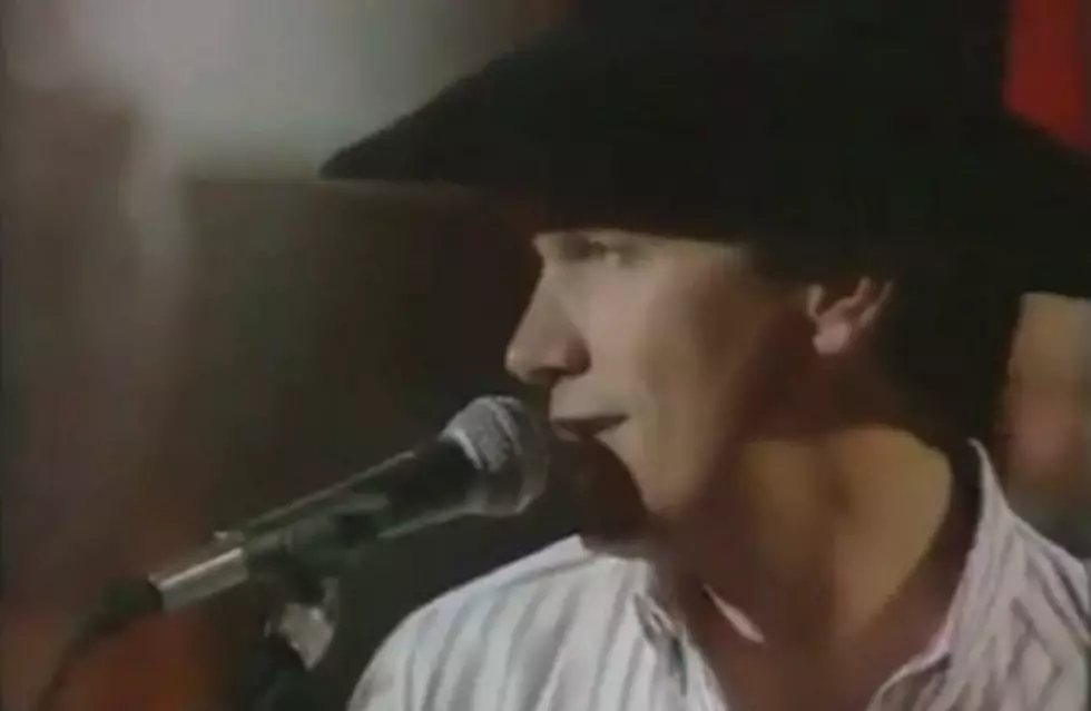 Cat Classics Flashback: &#8220;All My Ex&#8217;s Live In Texas&#8221; by George Strait [VIDEO]