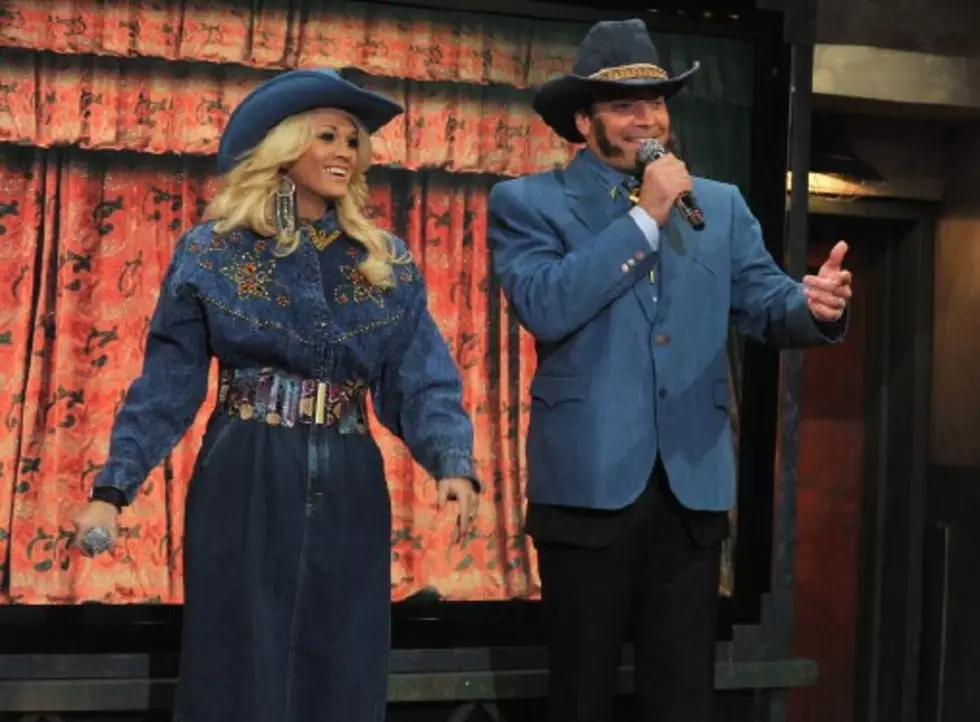 Carrie Underwood & Jimmy Fallon Sing C’Rap [VIDEO]