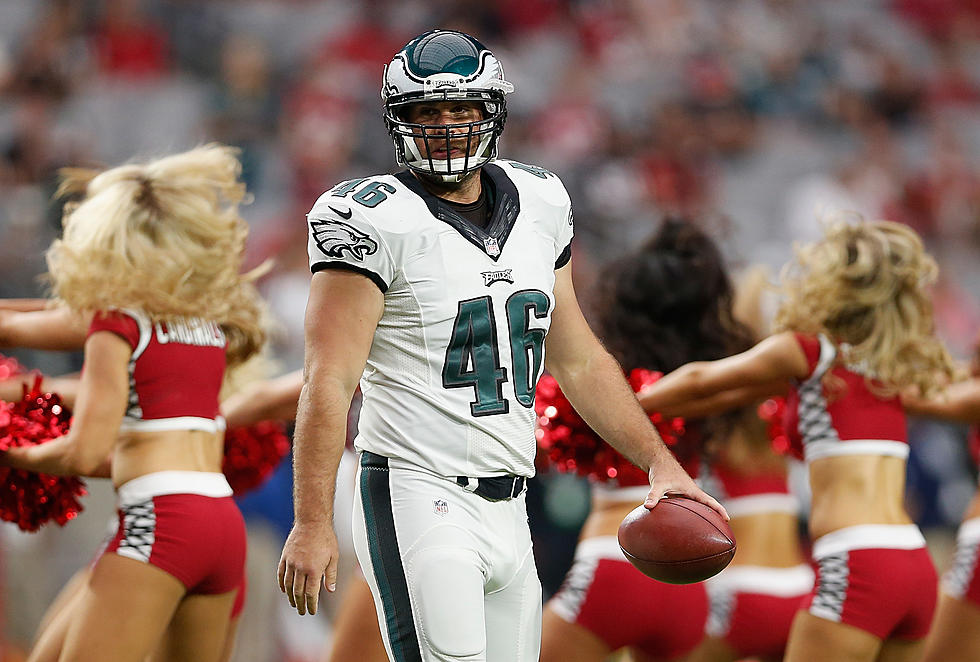 Watch Eagles Player Wow ‘America’s Got Talent’ With Magic Trick