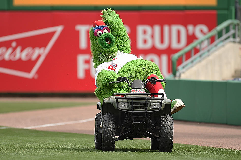 Here’s Why the Philly Phanatic Will Always be the Best Mascot [VIDEO]