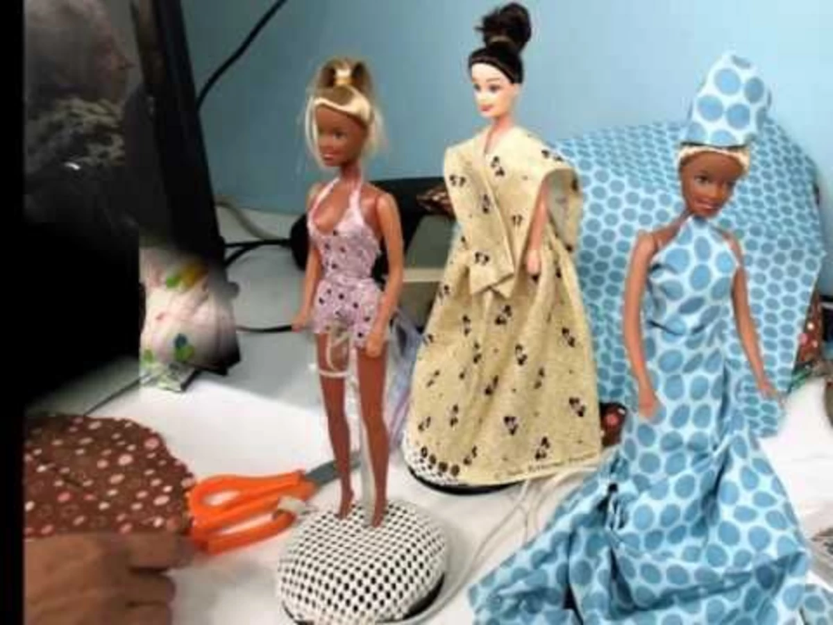EHT Women Makes Therapy Dolls for Senior Citizens [VIDEO]