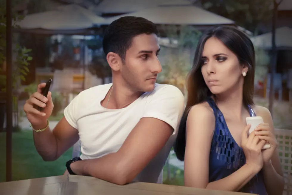New Social Media Dating Show Asks Singles to Swap Phones