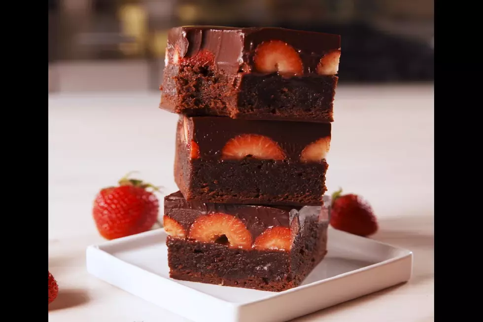 Forget Chocolates! Make These Valentine&#8217;s Day Brownies Instead