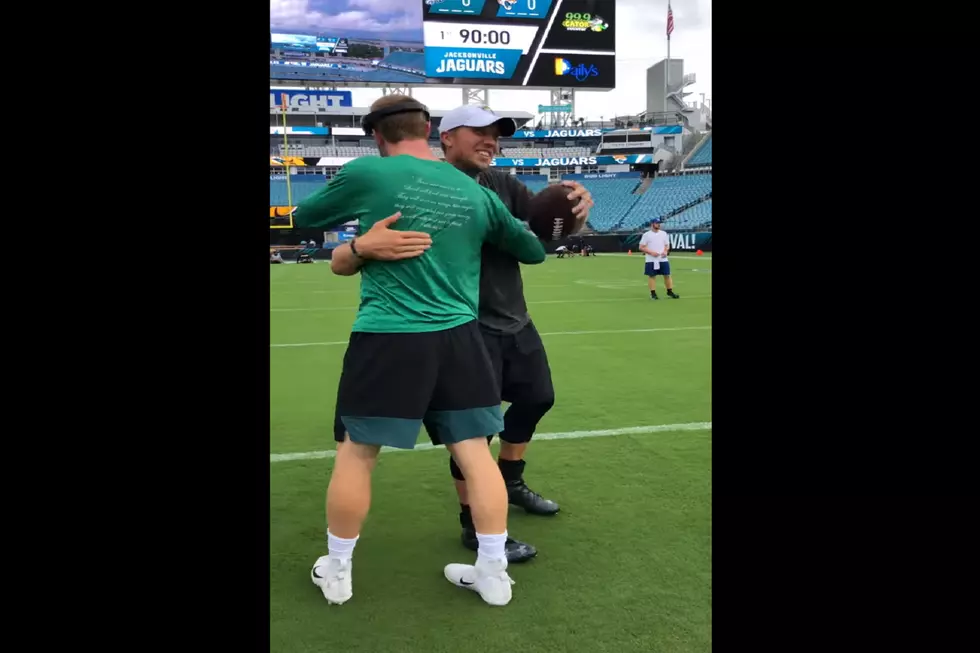 Watch the Reunion of Carson Wentz and Nick Foles