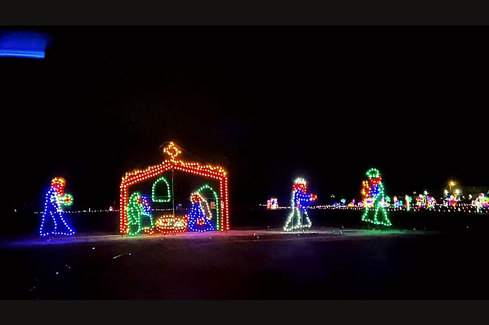 Enjoy Drive-Thru Light Experience From NJ&#8217;s Bridgeport Speedway From Your Couch