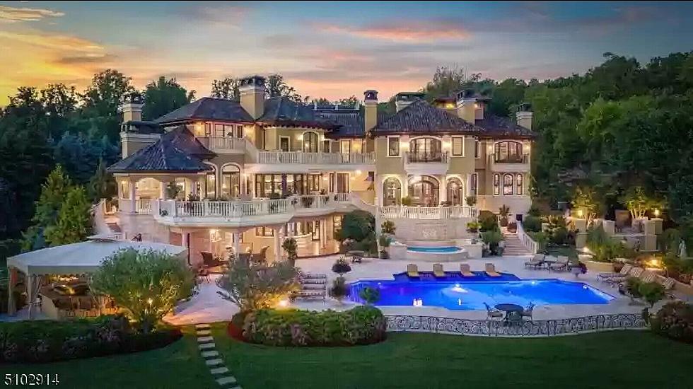 On the Block! New Jersey&#8217;s $17 Million Home Has Its Own Beautiful Aquarium