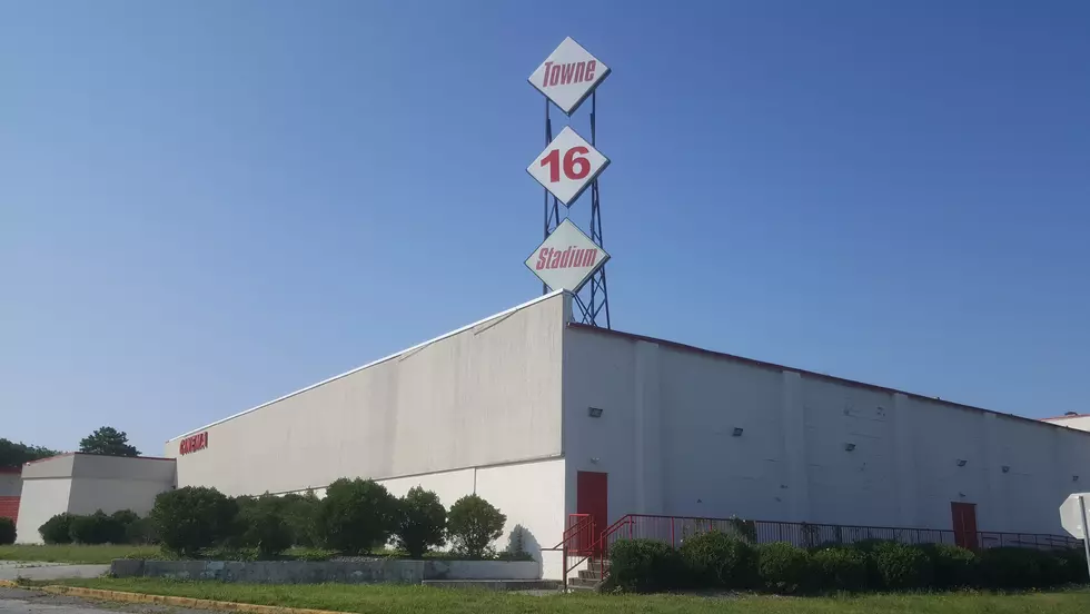 Locals Share Their Most Memorable Movies at EHT’s Towne 16 Theater