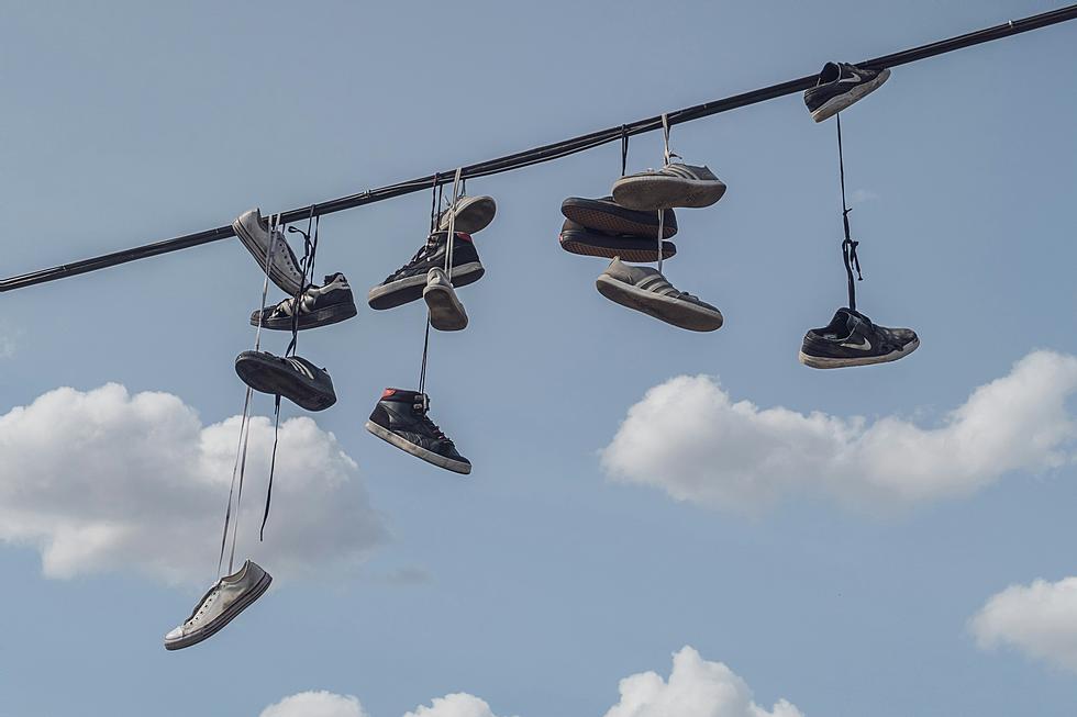 Do Sneakers Hanging From Power Lines in EHT Signify Gang Activity?