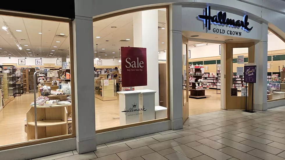 Norman's Hallmark inside Hamilton Mall in Mays Landing NJ is closing - Photo: Chris Coleman