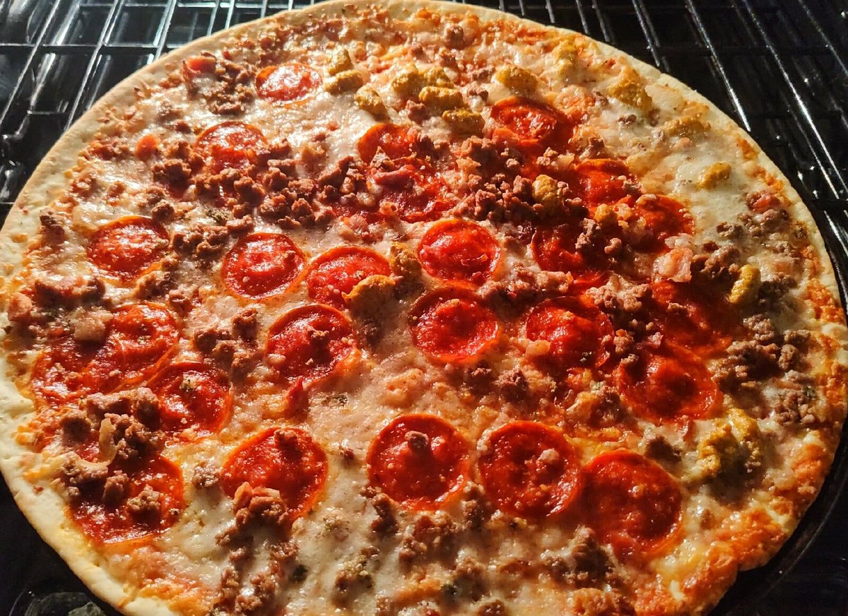 The Best Under $10 Pizza You Can Find in South Jersey