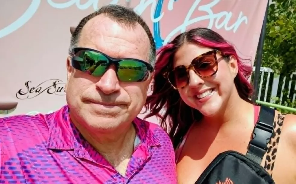 Join Joe and Jahna on the Cat Country Cruise to Bermuda!