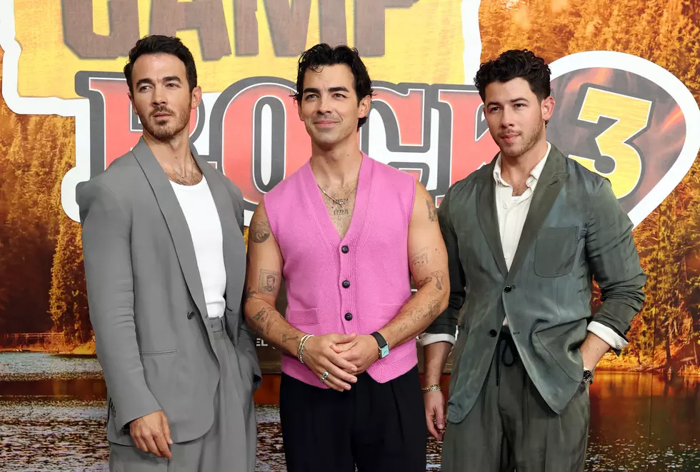 The Jonas Brothers Are Headed Home To NJ For The Holidays!