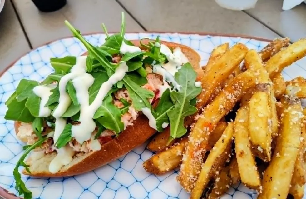 The Best Lobster Roll in South Jersey Is At This Cape May Gem