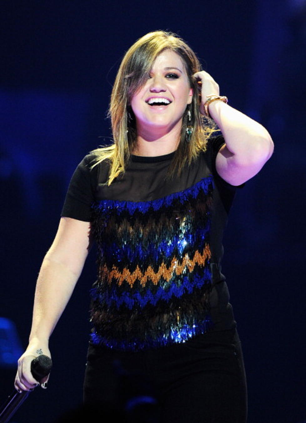 Kelly Clarkson’s Never Been in Love