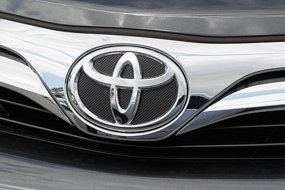 Toyota Recalling Thousands of RAV4 and Lexus Hybrids