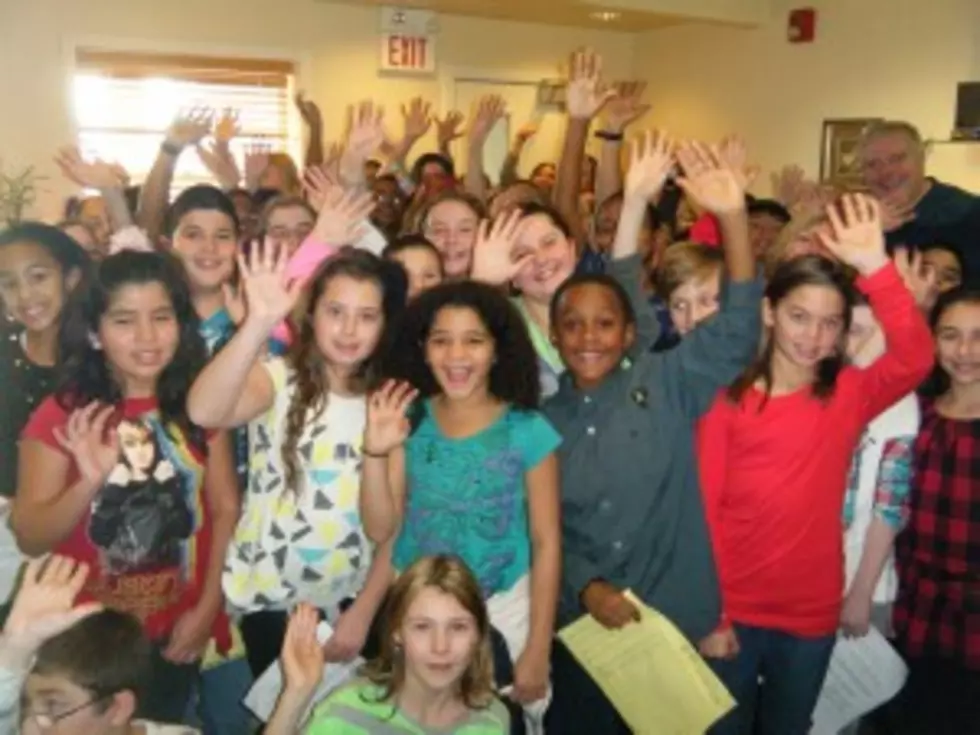 Smithville Elementary Choir Starts Caroling Season on Lite Rock [AUDIO/VIDEO]