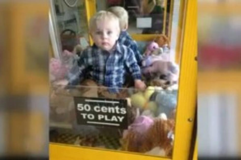Little Boy Gets Stuck in a Vending Machine [VIDEO]