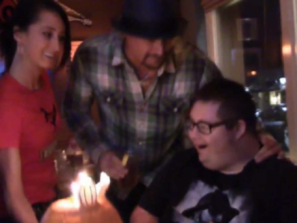Best Birthday Ever for Huge Kid Rock Fan [Video]