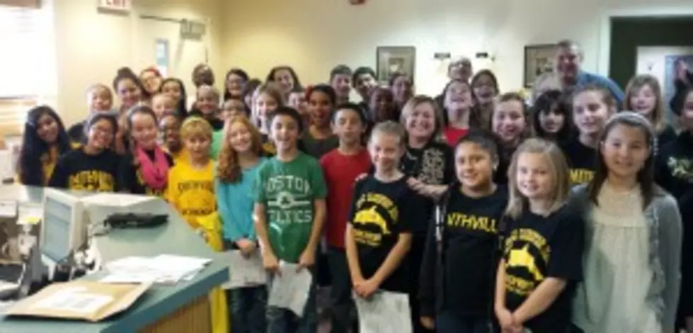 Smithville School Starts Caroling Season on Lite Rock [VIDEO]