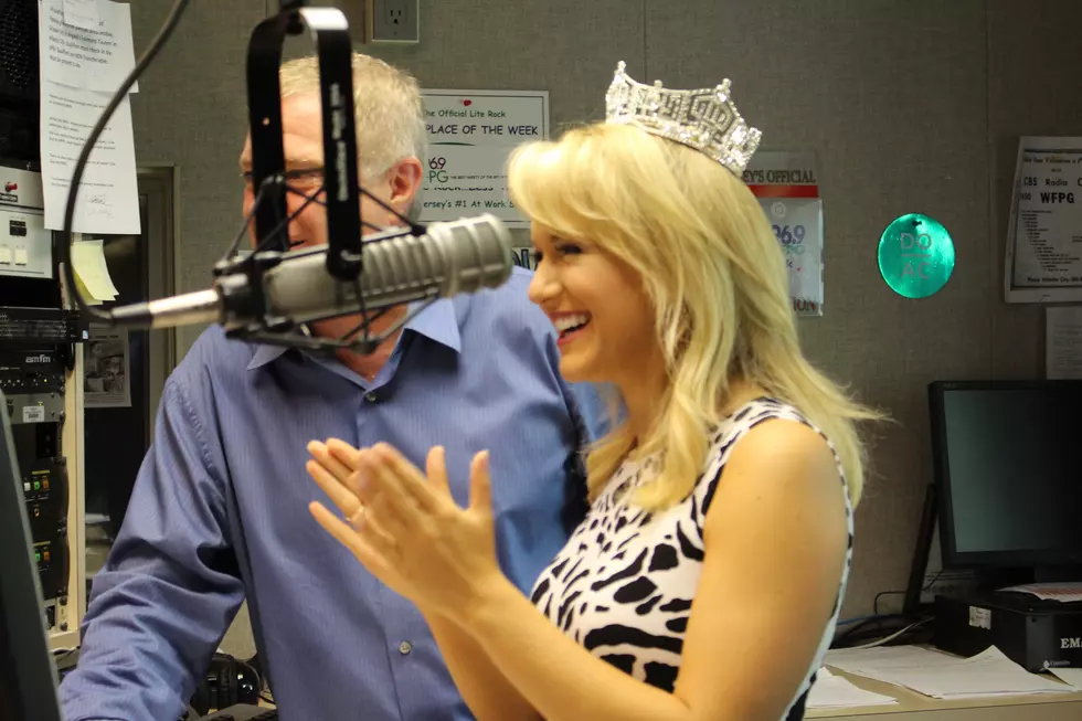 Miss America 2017 Joins The Lite Rock Morning Show