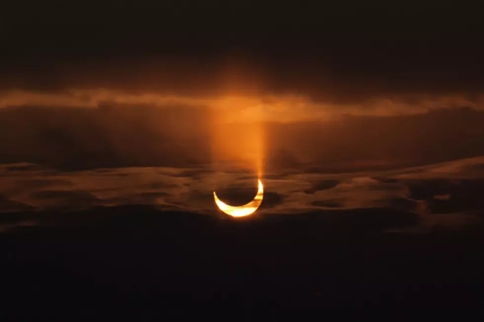 How to Take Solar Eclipse Pictures With Your Phone