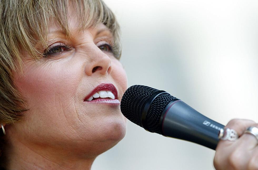 Want to Talk With Pat Benatar Friday on Lite Rock?