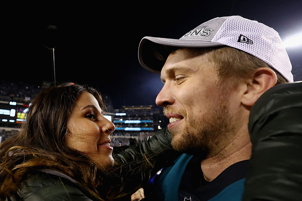 Former Eagles QB Nick Foles&#8217; Wife Suffers Miscarriage