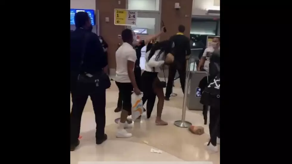 Women Attack Spirit Air Employees After Flight Delay [VIDEO]